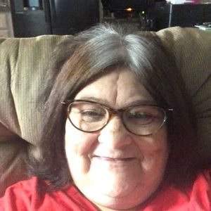 Meet your Posher, Connie